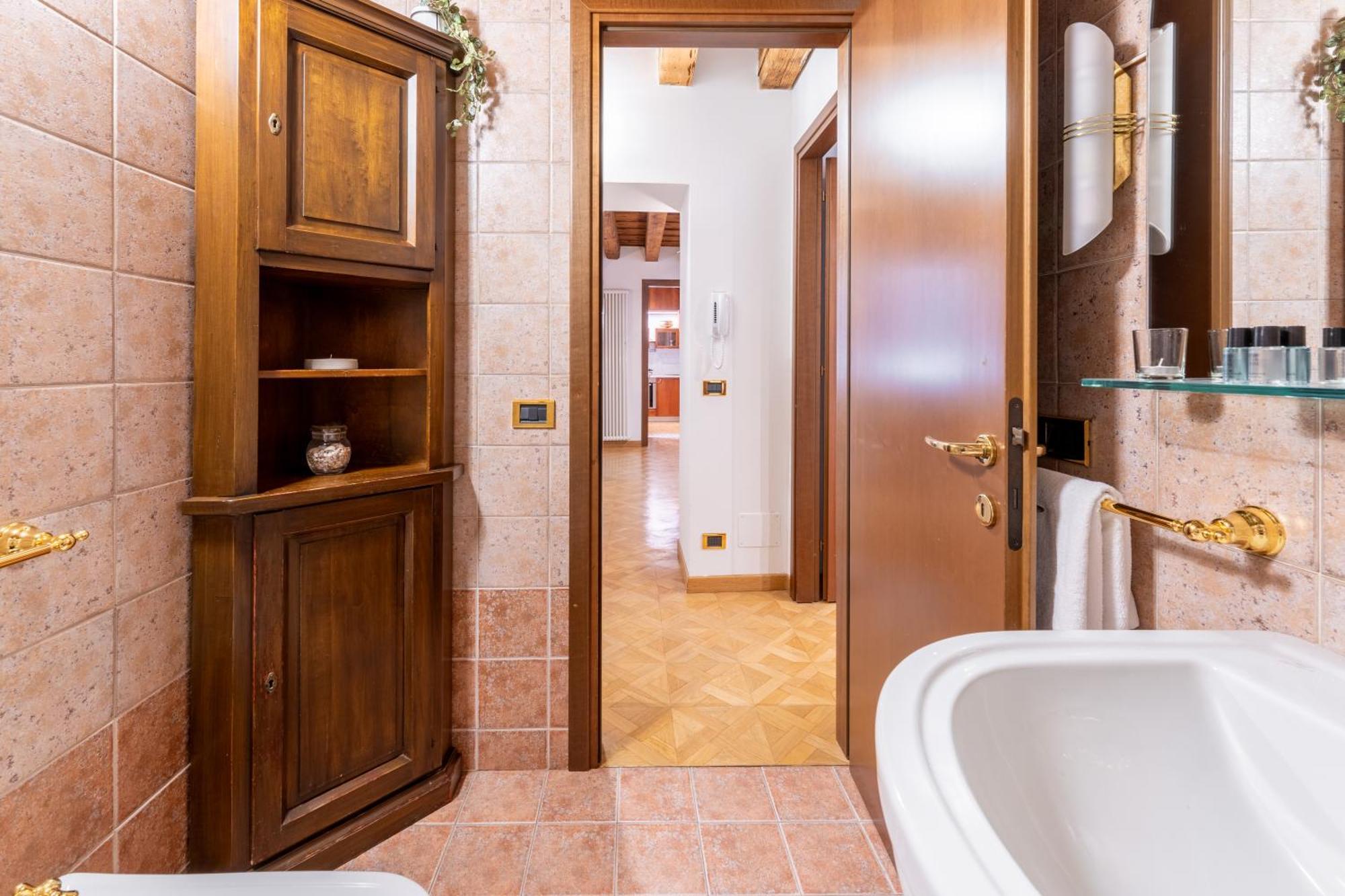Sgarzerie Luxury Flat 2 Rooms 120Mq Verona Eksteriør billede