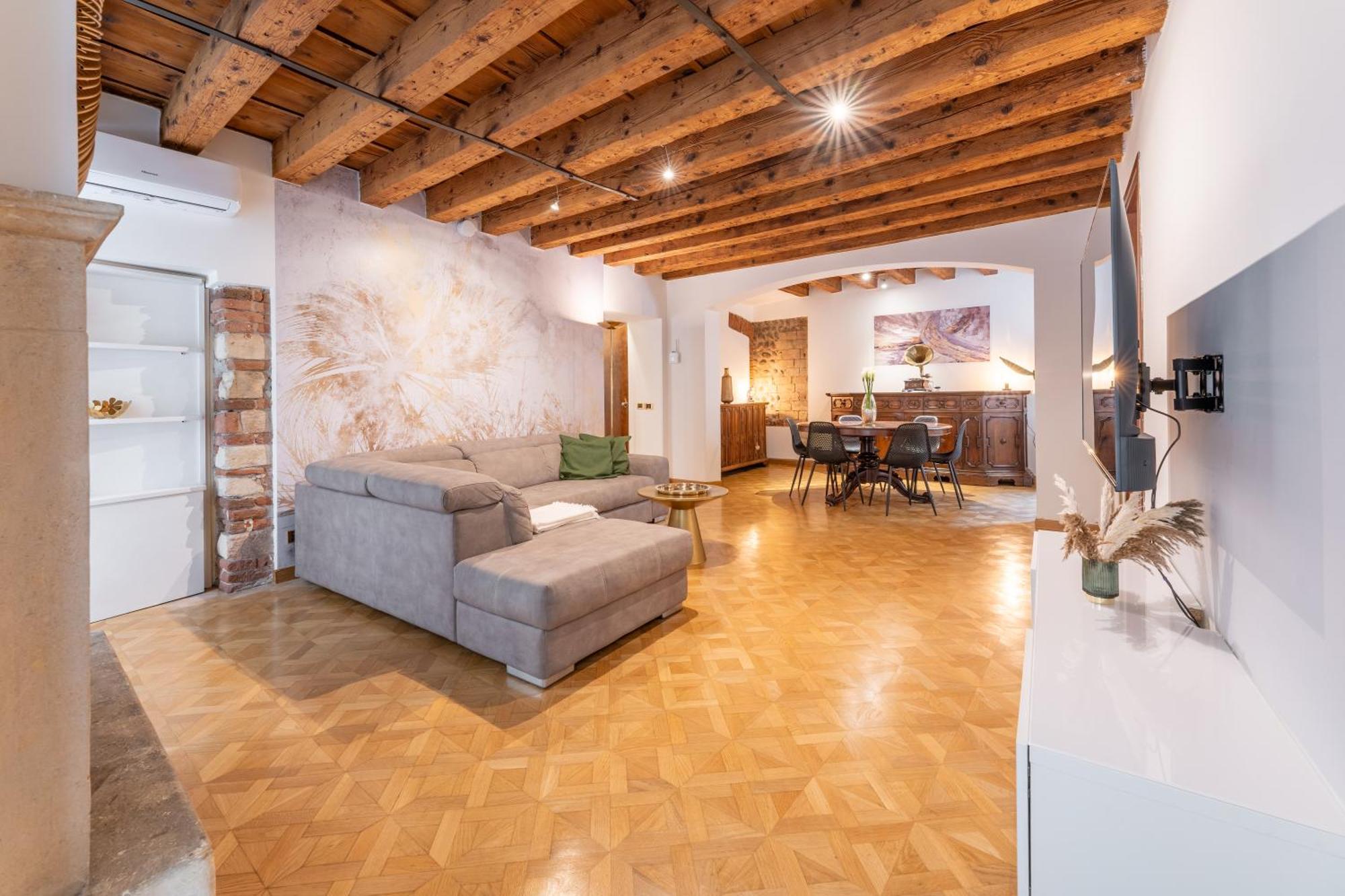 Sgarzerie Luxury Flat 2 Rooms 120Mq Verona Eksteriør billede
