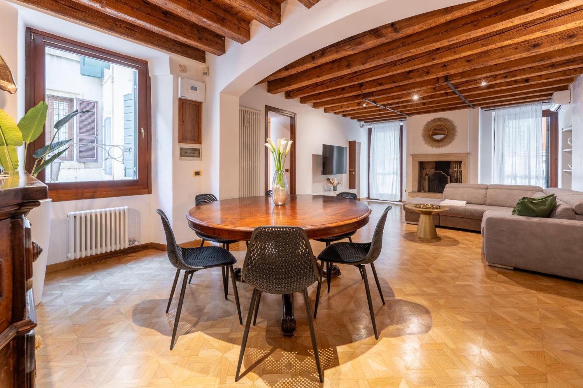 Sgarzerie Luxury Flat 2 Rooms 120Mq Verona Eksteriør billede