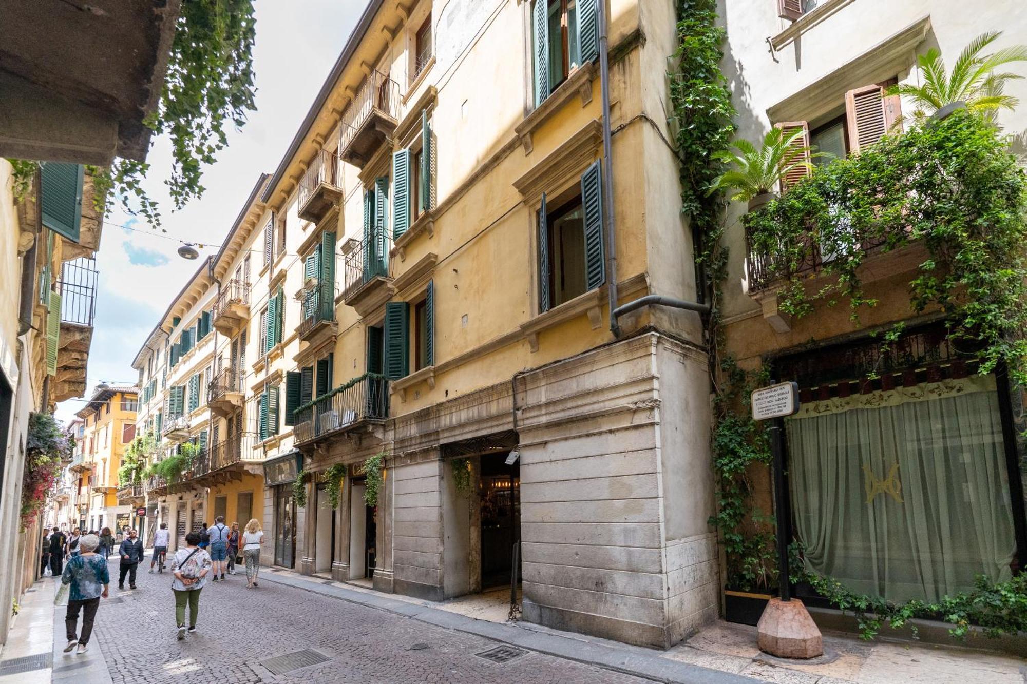 Sgarzerie Luxury Flat 2 Rooms 120Mq Verona Eksteriør billede